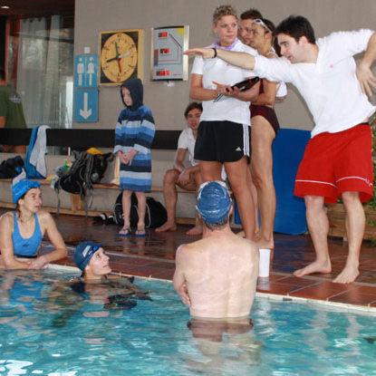 Trainer und Teilnehmer beim SChwimmseminar