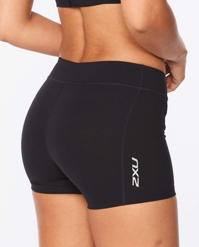 2XU Fitness Compression 4 Inch Short, Damen, Black/Silver