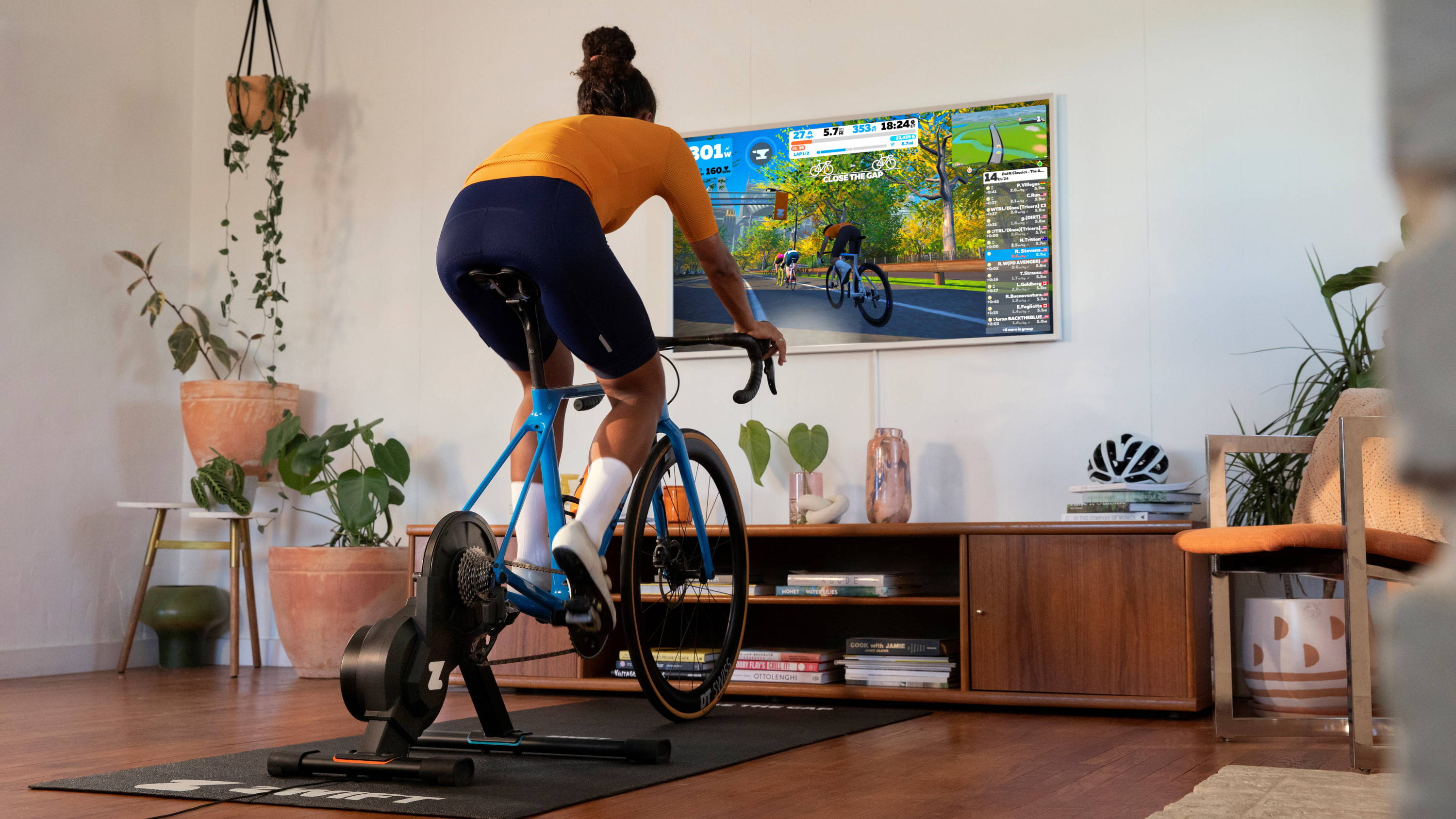 ZWIFT HUB: Zwift bringt eigenen Smart Trainer auf den Markt