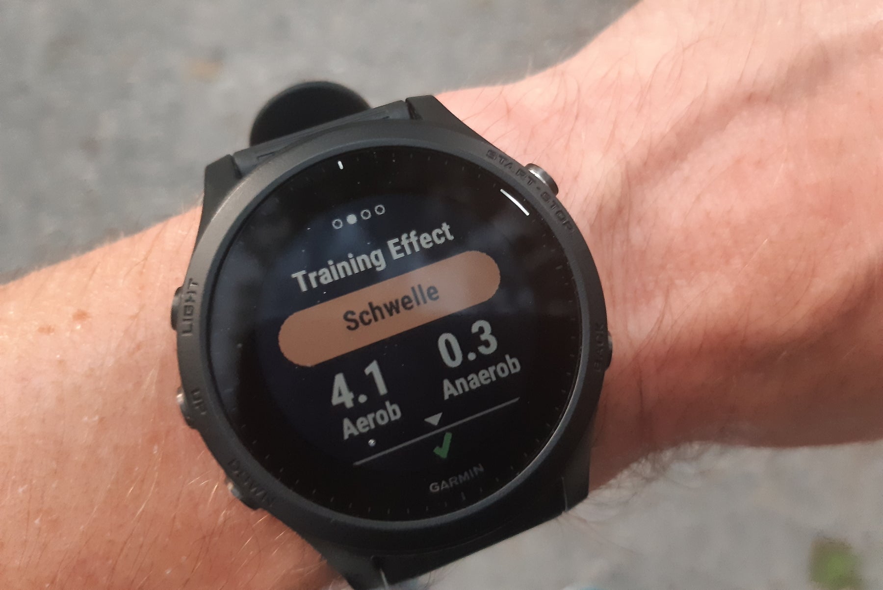 Laufuhr, die den Trainingseffekt des Trainings anzeigt: Schwelle