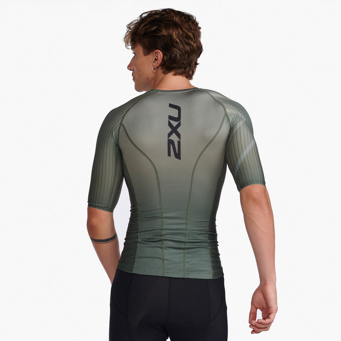 2XU Aero Tri Sleeved Top, Herren, olive