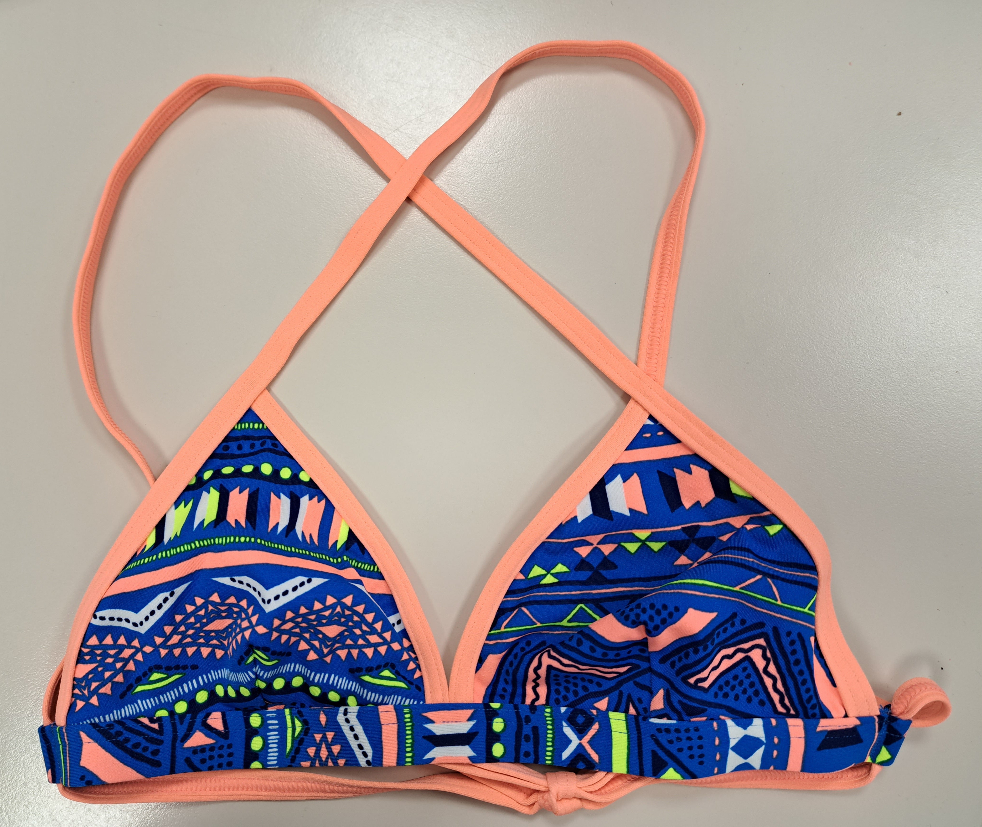 Badeoberteil Ansicht von vorne