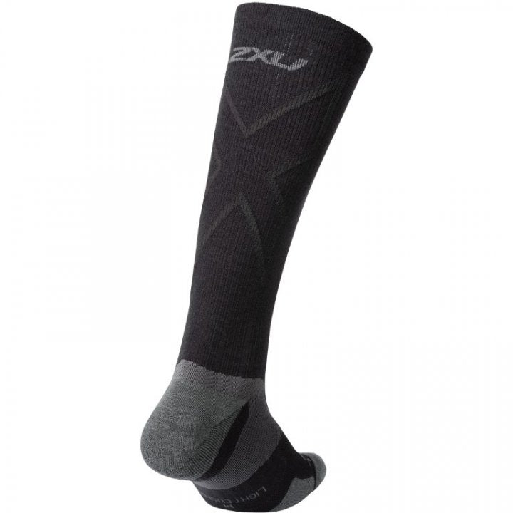 2XU VECTR Merino Light Cushion Knee High Socks, Black/Titan