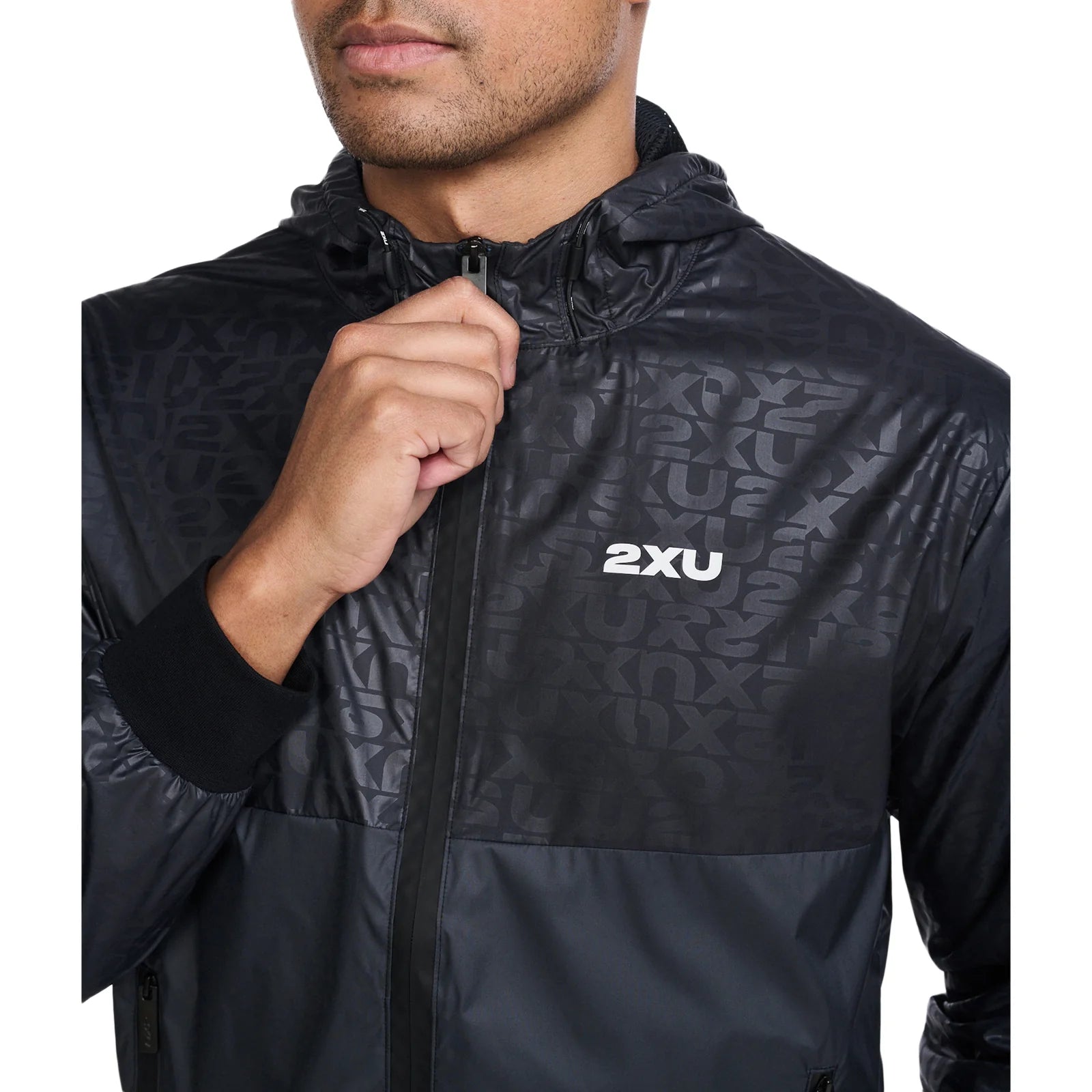 2XU Motion Windbreaker, Herren, Embossed Monogram/Silver Reflective