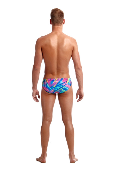 Tragebild von hinten