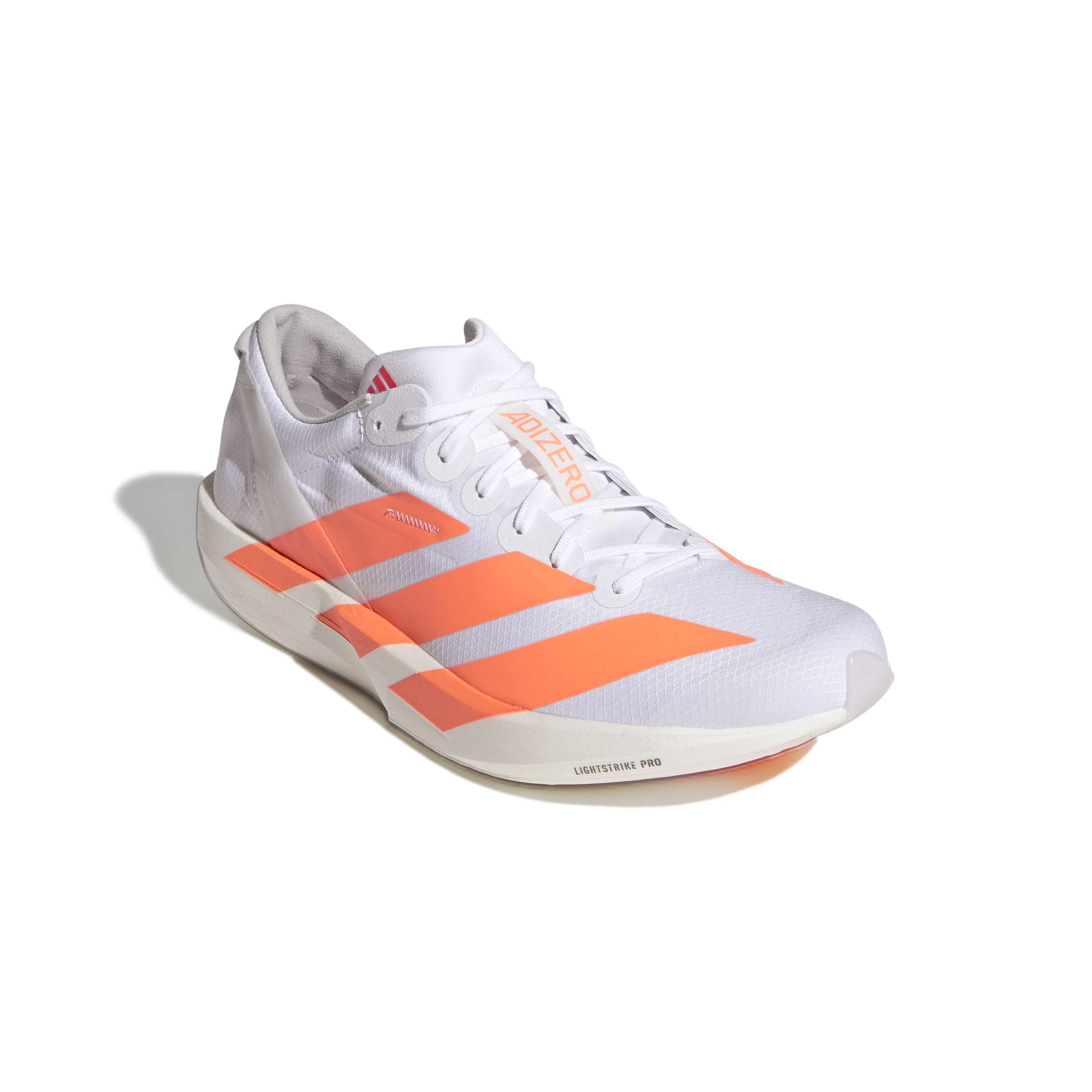 Schrägansicht rechter Schuh von vorne Außenseite