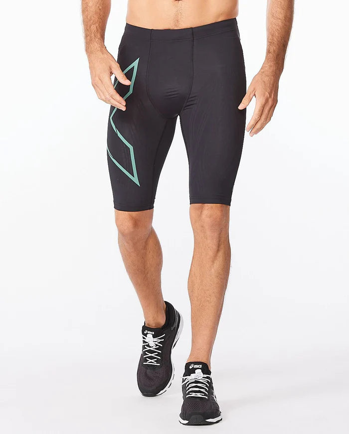 2XU Light Speed Compression Shorts, Herren, Black/Silver Sage Reflective