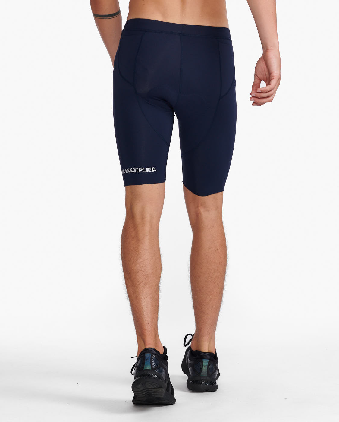 2XU Aero 9 Inch Tri Short, Herren, midnight/tumeric