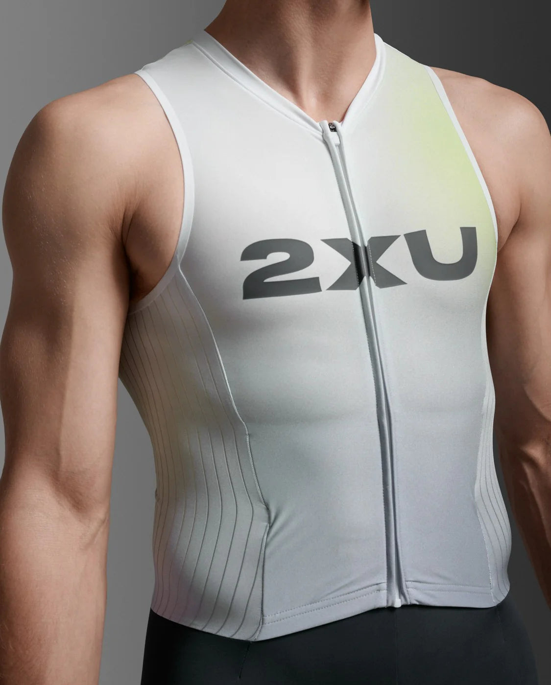 2XU Light Speed React Trisuit, Herren, Cool Matcha/India Ink