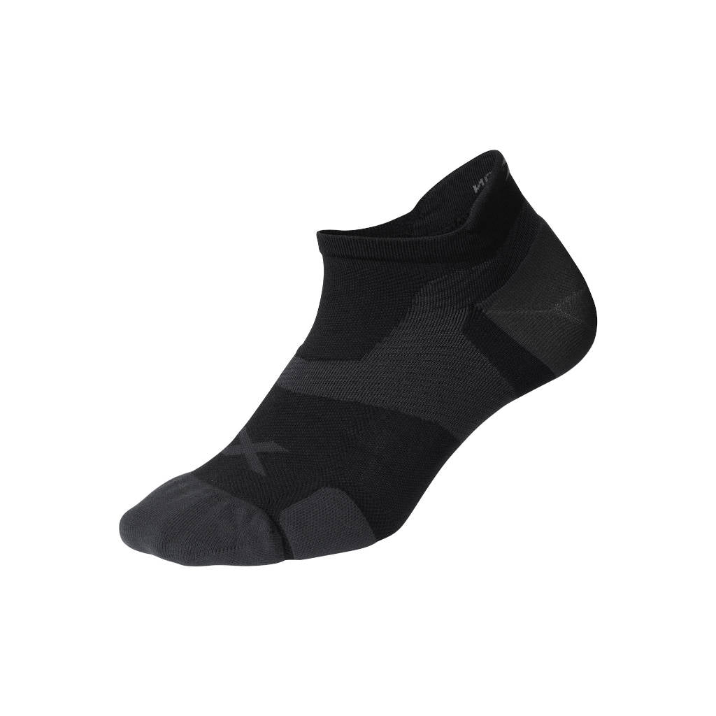 2XU Vectr Cushion No Show Socken, schwarz/titanium